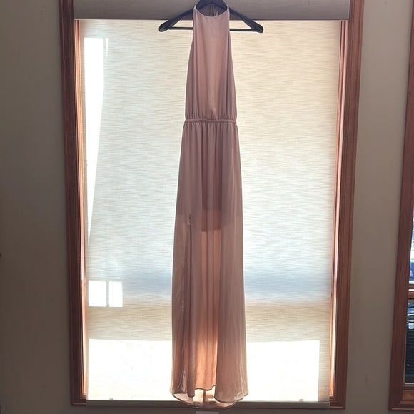 Show Me Your MuMu Heather Halter Dress in Dusty Blush Bridesmaid Size Large - Picture 4 of 12